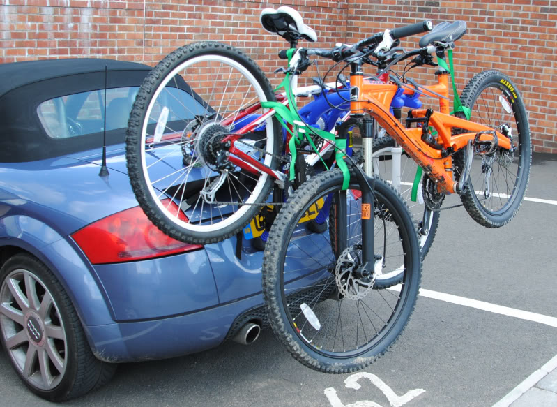 Bike rack store for convertible